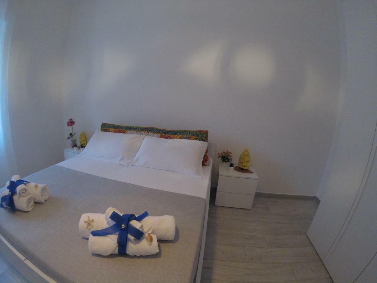 Oudeis Holidays Apartments トロペーア エクステリア 写真